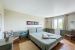 villa 6 Rooms for sale on UZES (30700)
