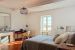 house 8 Rooms for sale on UZES (30700)