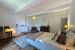 house 8 Rooms for sale on UZES (30700)