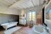 house 8 Rooms for sale on UZES (30700)
