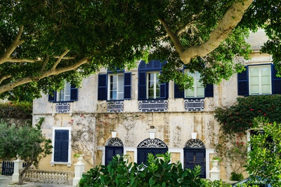Why invest in luxury real estate in Uzès ?
