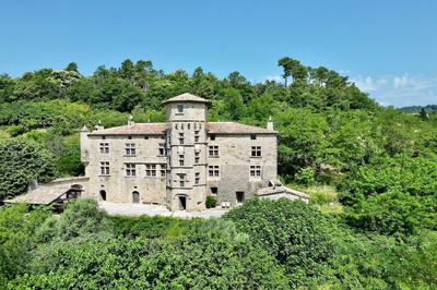 Architecture traditionnelle gardoise : Décryptage des mas et bastides de caractère