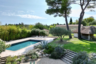 Maison de vacances ou investissement patrimonial, quel choix pour un acheteur de luxe à Uzès ?