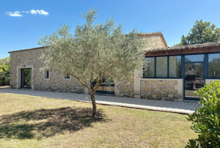 Les critères qui font vraiment monter la valeur d’un bien de prestige à Uzès