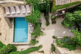 Louer une maison avec jardin à Uzès pour l'été